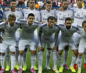 开云官网-内马尔闪电双响撕裂虚空，哈兰德防线何以形同虚设？内马尔双响撕裂防线，哈兰德城池何以形同虚设？